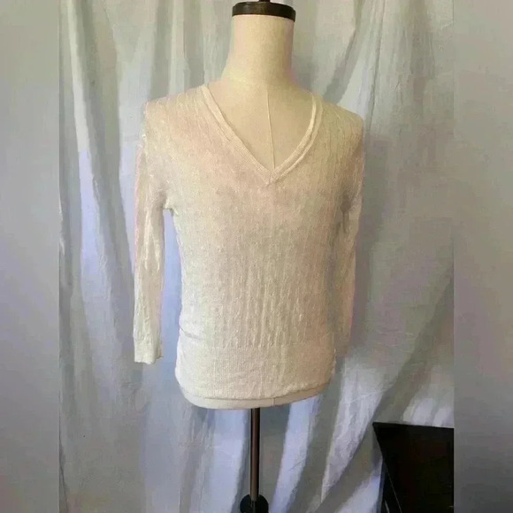 J. Crew Womens Deep V-Neck Cable Knit Sweater Cream Linen Size Medium. Side Slit - Picture 1 of 7